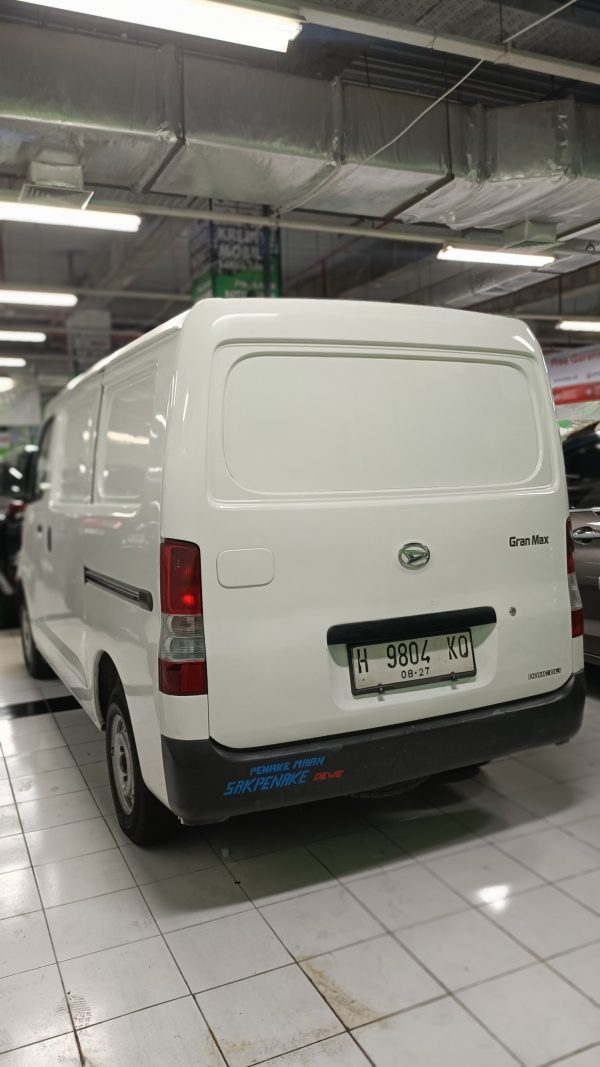 GRANDMAX BLINDVAN MANUAL 2017 - Image 4