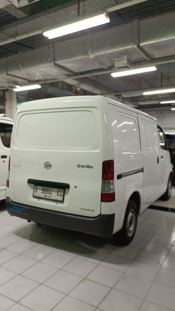 GRANDMAX BLINDVAN MANUAL 2017 - Image 3