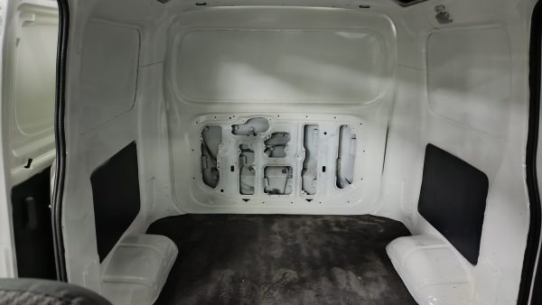 GRANDMAX BLINDVAN MANUAL 2017 - Image 7