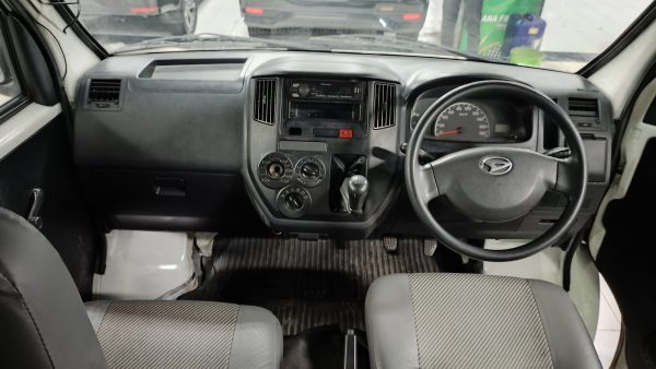 GRANDMAX BLINDVAN MANUAL 2017 - Image 8