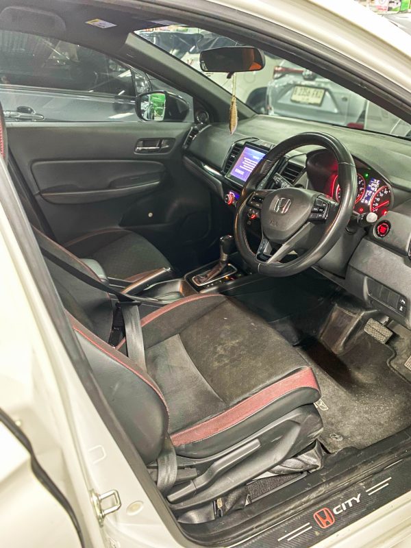 CITY HB 1.5 RS MATIC 2022 - Image 9