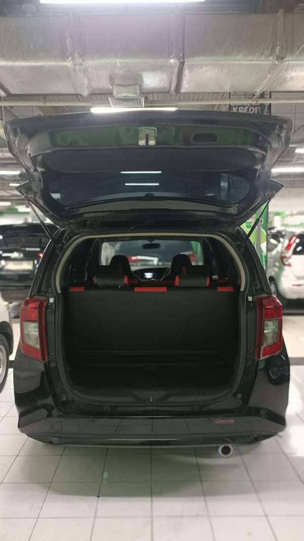 SIGRA 1.2 R MATIC 2022 - Image 7