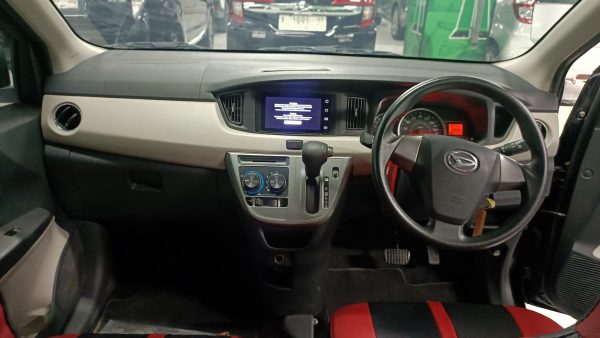SIGRA 1.2 R MATIC 2022 - Image 9