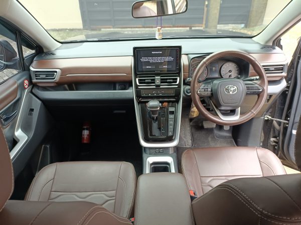 INNOVA ZENIX 2.0 G MATIC 2023 - Image 11