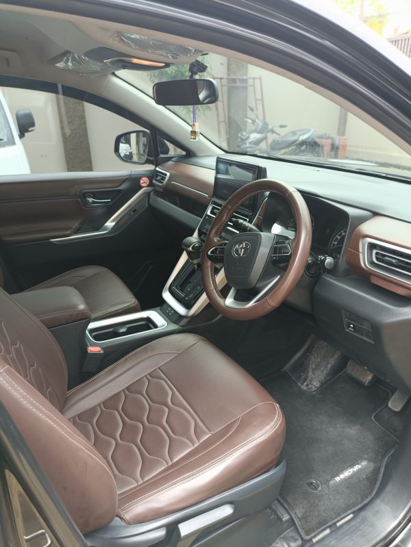 INNOVA ZENIX 2.0 G MATIC 2023 - Image 10