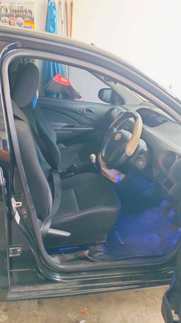 ETIOS VALCO E MANUAL 2014 - Image 8