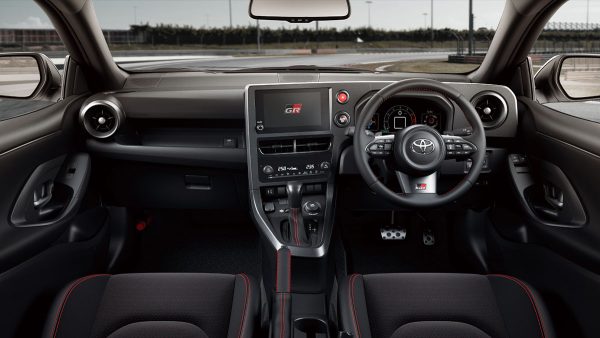 New Yaris - Image 2