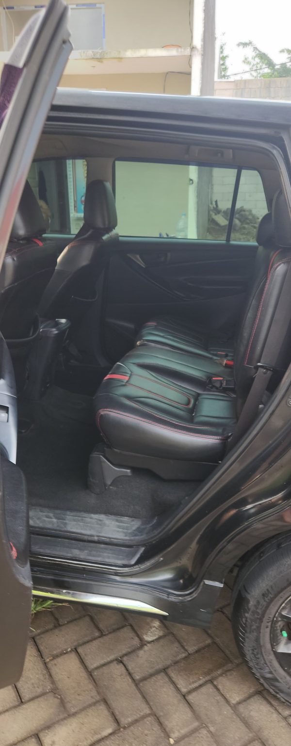 INNOVA REBORN 2.4 G MATIC 2017 - Image 6
