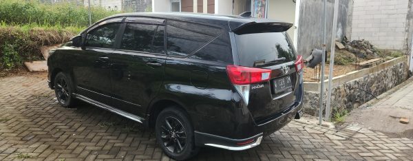 INNOVA REBORN 2.4 G MATIC 2017 - Image 2
